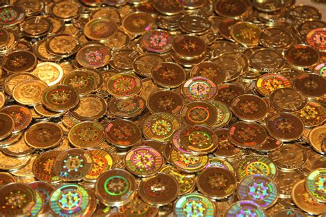 bitcointalk collectibles|Casascius Coins through the Bitcoin Epochs .